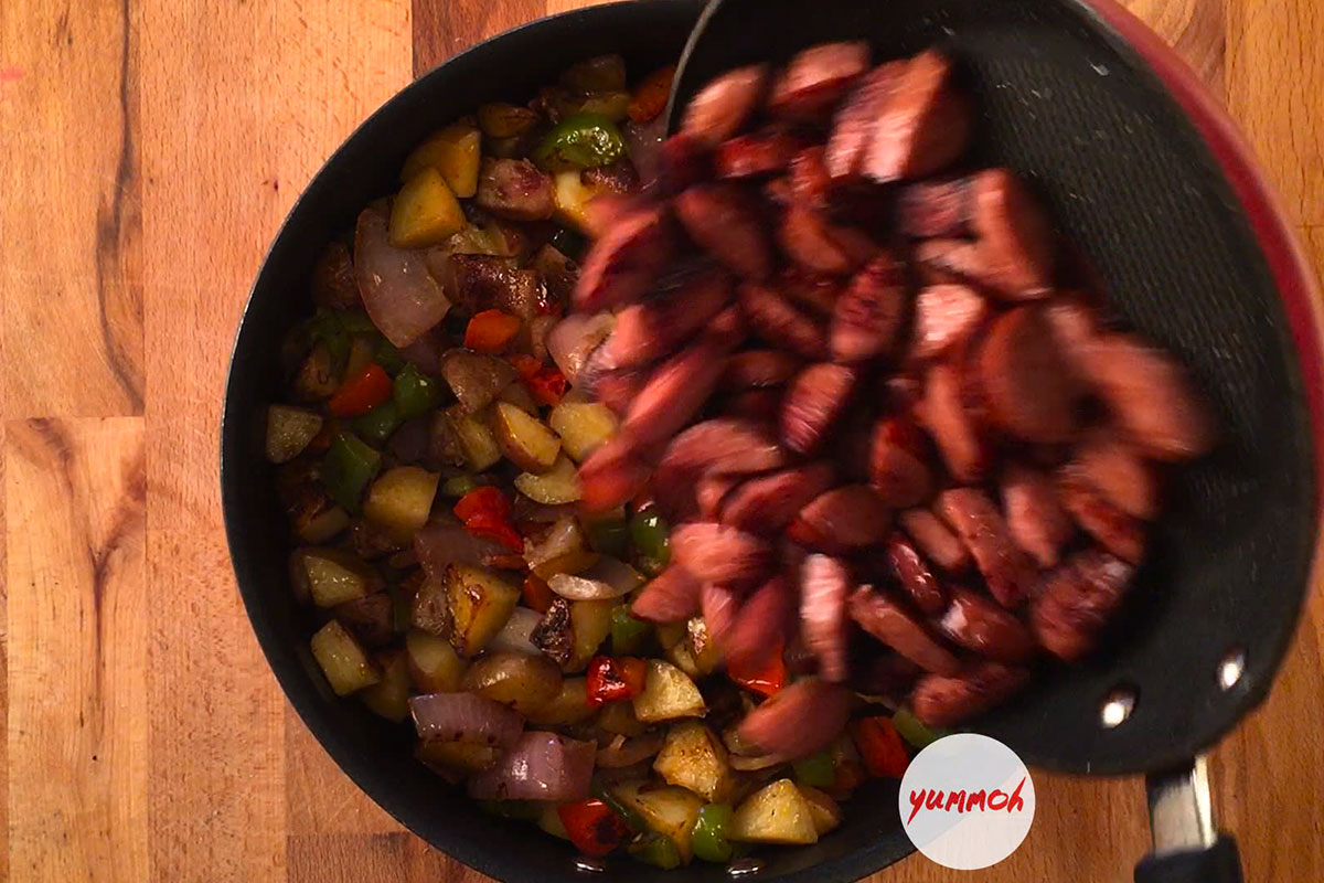 Simple Turkey Sausage Skillet Recipe Step 3